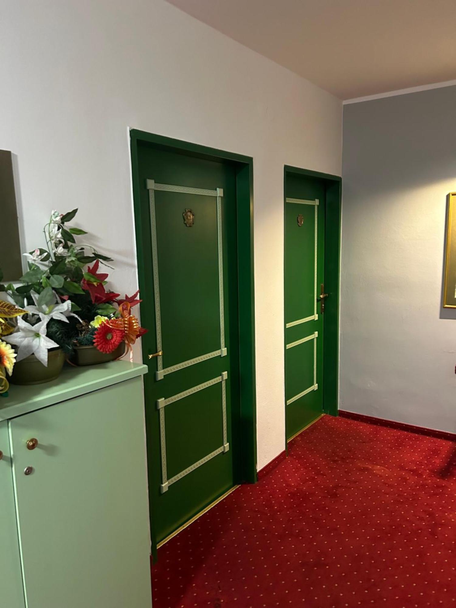 "Am Limes" Hotel 엔스 외부 사진