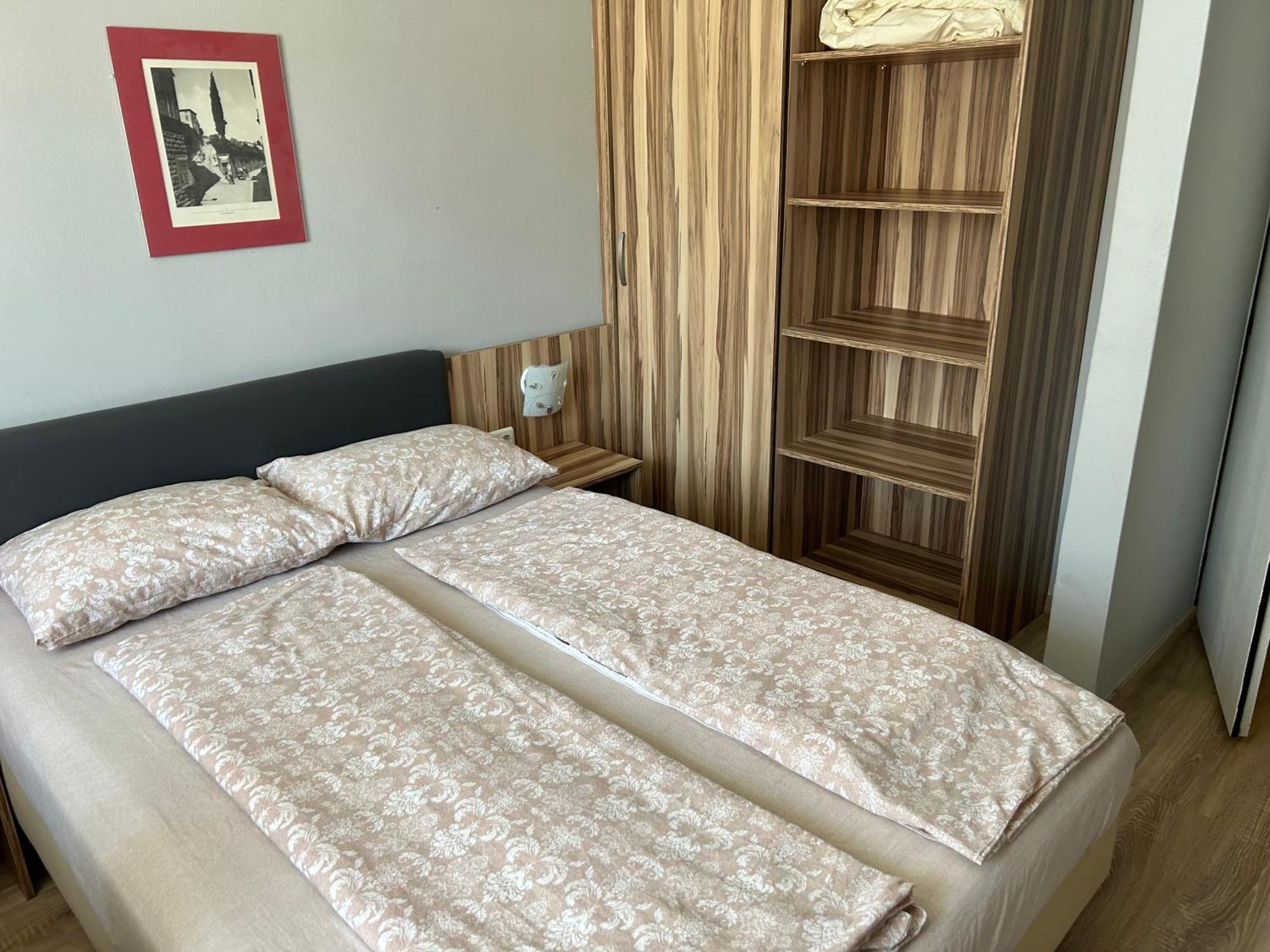 "Am Limes" Hotel 엔스 외부 사진