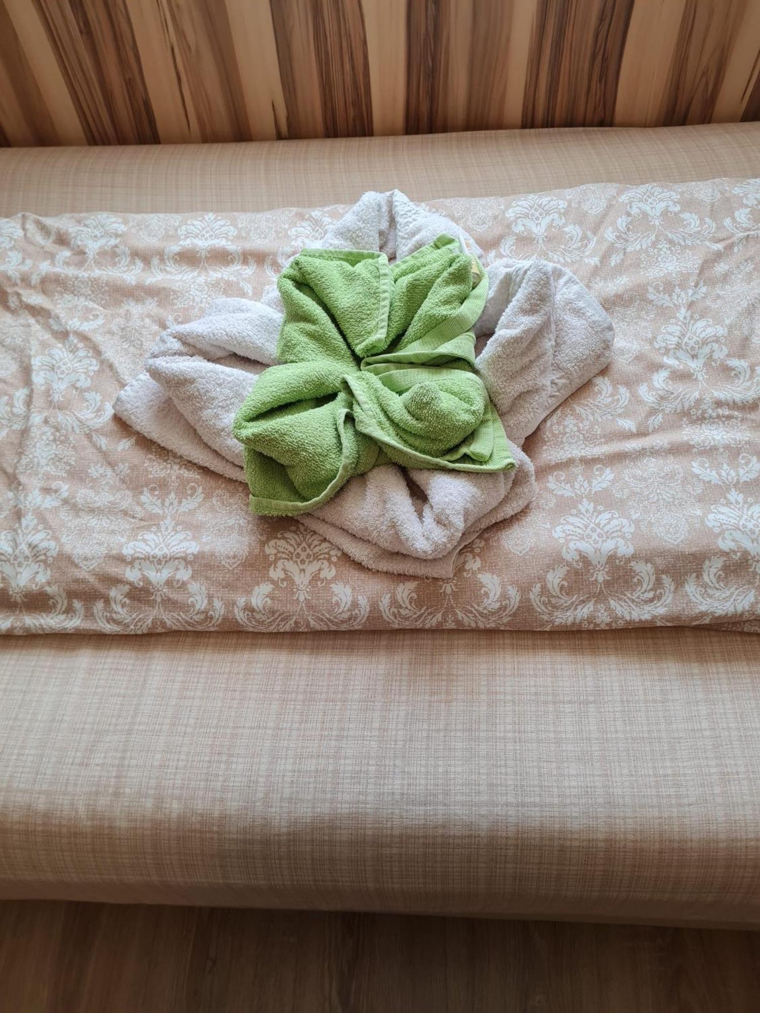 "Am Limes" Hotel 엔스 외부 사진